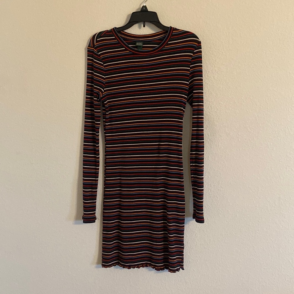 Long sleeve black/colored strip short dress